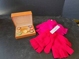 lot 840 image: Lyric Interchangeable Bezel Watch and Gloves