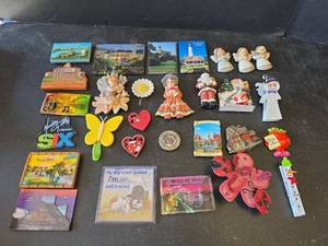 lot 853 image: Magnets