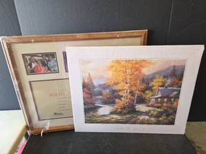 lot 870 image: Oak Multi-Photo Frame and Picture