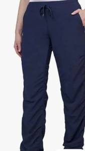 lot 8165 image: Kirkland Signature Womens Active Pants, Night Navyblue, Size L