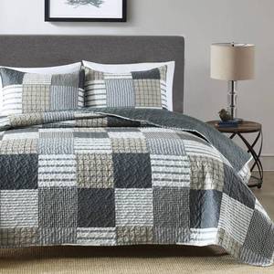 lot 8220 image: Boryard 3-Piece Patchwork King Quilt Set, Lightweight Soft Bedspread Gray Coverlet (104x90 inches) Spring Bedding Set with 2 Pillow Shams, Grey Plaid