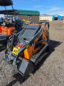 lot 64522 image: Arteer QB-480 Compact Track Loader