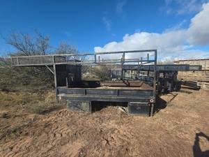 lot 64656 image: Omaha Standard Truck Service Body
