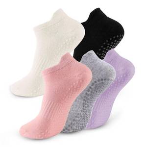 lot 14288 image: kepiibi 5 Pairs Pilates Socks with Grips for Women Non Slip Grip Yoga Crew Socks for Barre Hospital Barefoot Workout Dance Ballet