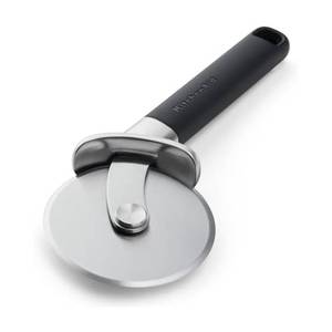 lot 8301 image: KitchenAid Pizza Wheel