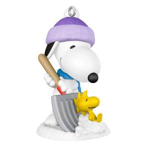 lot 14475 image: Hallmark Keepsake Peanuts Mini Christmas Ornament (Winter Fun with Snoopy) 1 Tiny Ornament for Tabletop Tree