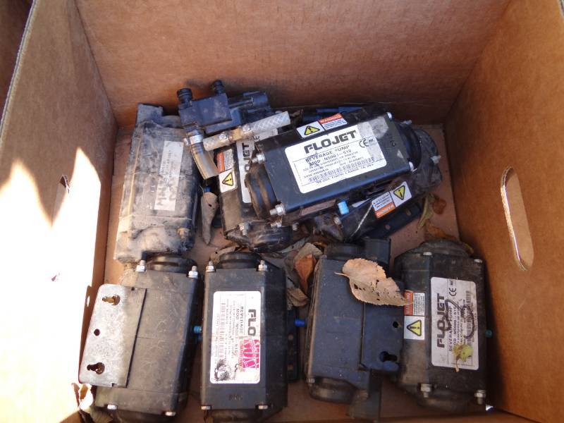 lot 5572 image: Lot of (8) Beverage Pump Mod  N5000-515