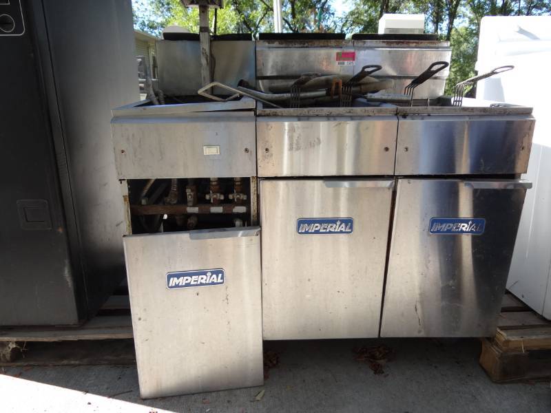 lot 5595 image: (2) 50lb Imperial Fryers with Cleaner