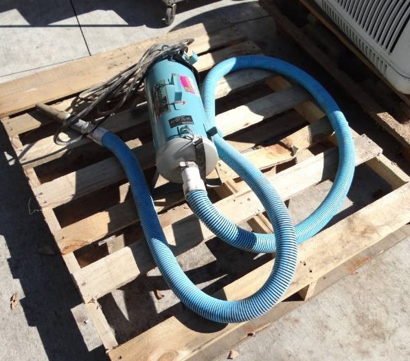 lot 5609 image: Circuiteer Hot Blower Dryer