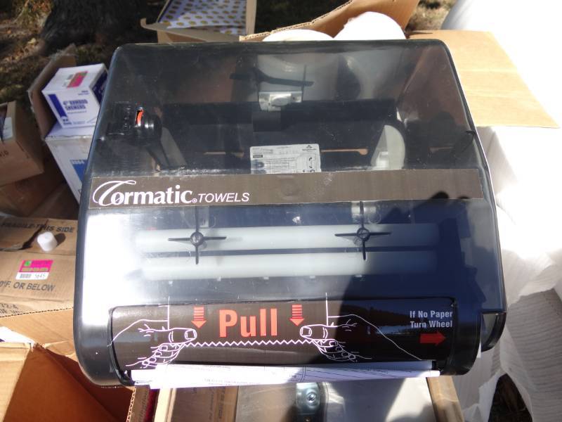 lot 5642 image: (2) Paper Towel Dispensers and Napkin Dispenser