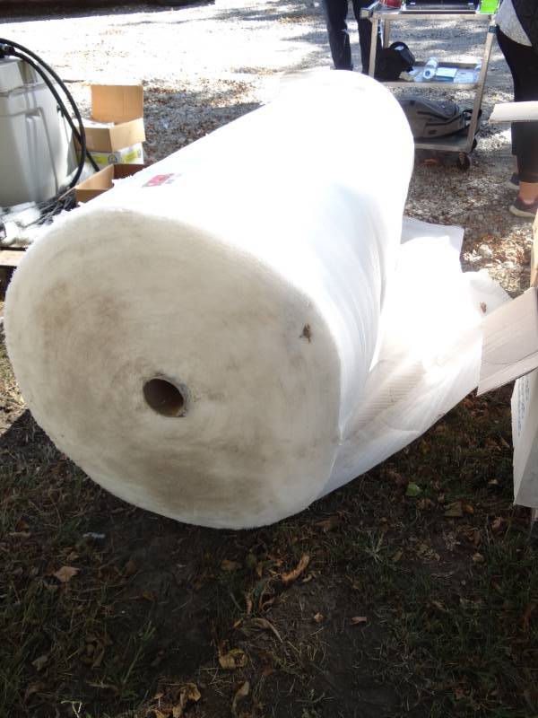 lot 5650 image: Large Roll Of Packing Foam