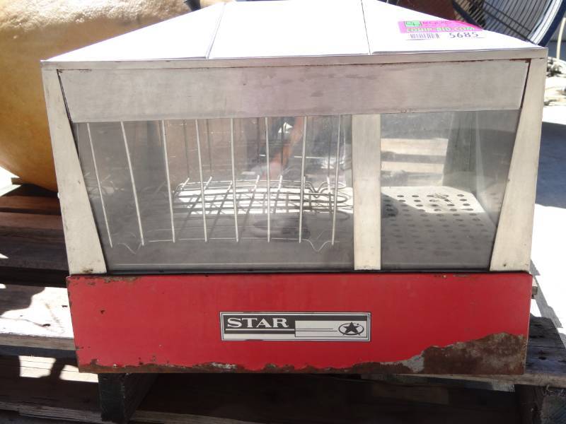 lot 5685 image: Star Hot dog and Bun Warmer
