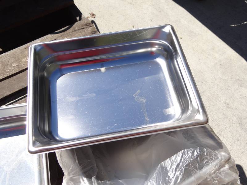 lot 5690 image: Lot of 17 3 Super Pans