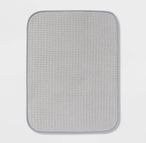 lot 10082 image: Brightroom Microfiber Dish Drying Mat 18x24 - Retail $8