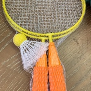 lot 14795 image: Childrens Badminton Set with Yellow Racket - Retail $8