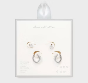 lot 14820 image: A New Day Fashion Earring Set - Retail $35
