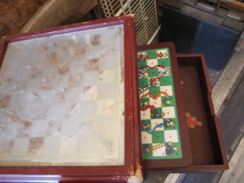 lot 261 image: Vintage wood game box on lazy Susan