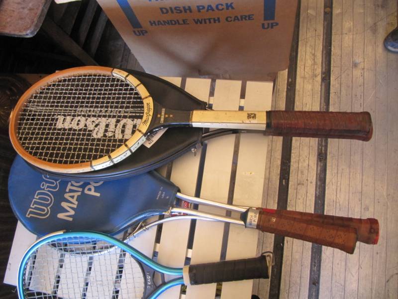 lot 279 image: 1 collectible Tennis racket  made of wood  4 Tennis rackets