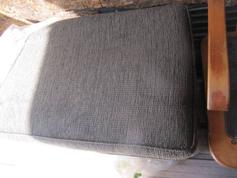 lot 308 image: NEW Dark  green and black over sized ottoman
