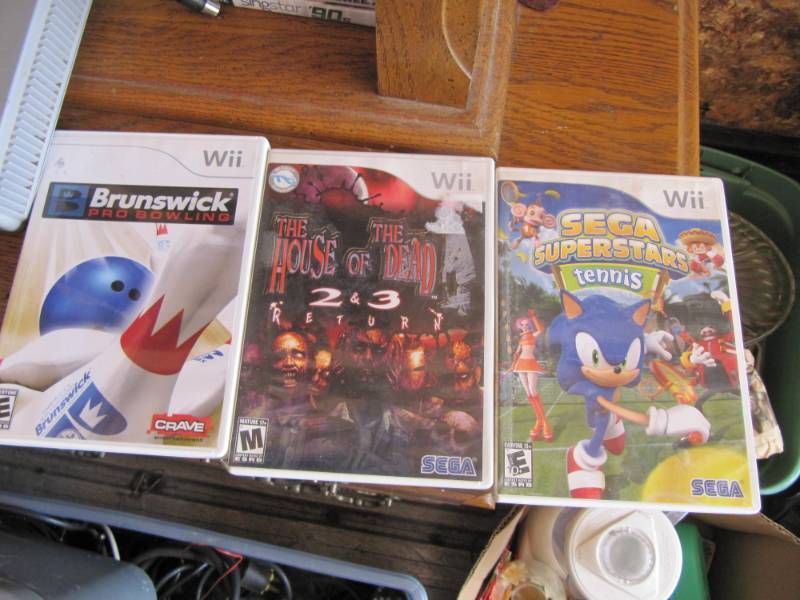 lot 312 image: 3 Wii games