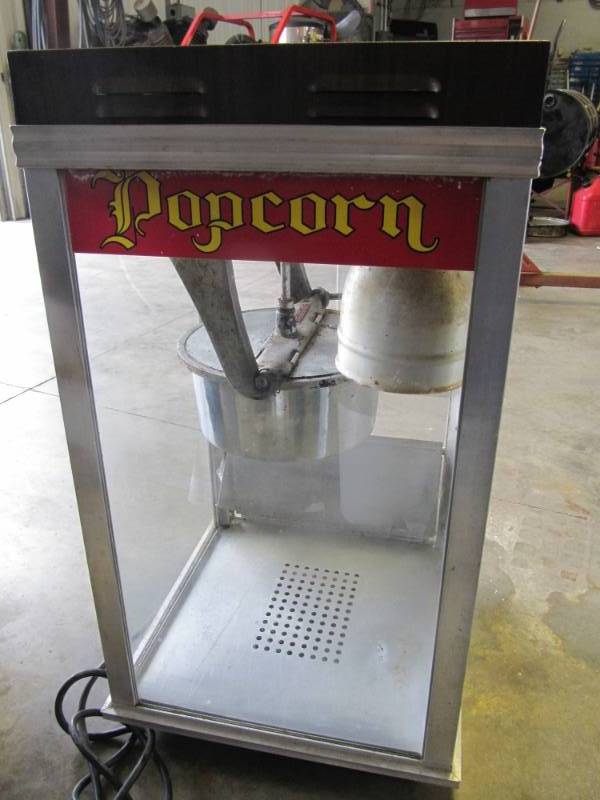 lot 326 image: Commercial electric Popcorn Popper  20  W  x  38 T