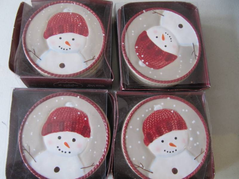 lot 334 image: NEW  4 packages of 4 ceramic Christmas coasters