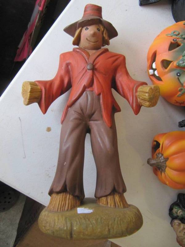 lot 337 image: 5 piece Halloween group 12 ceramic scarecrow, 6 & 4 pumpkin candle holders  2)  5 witches