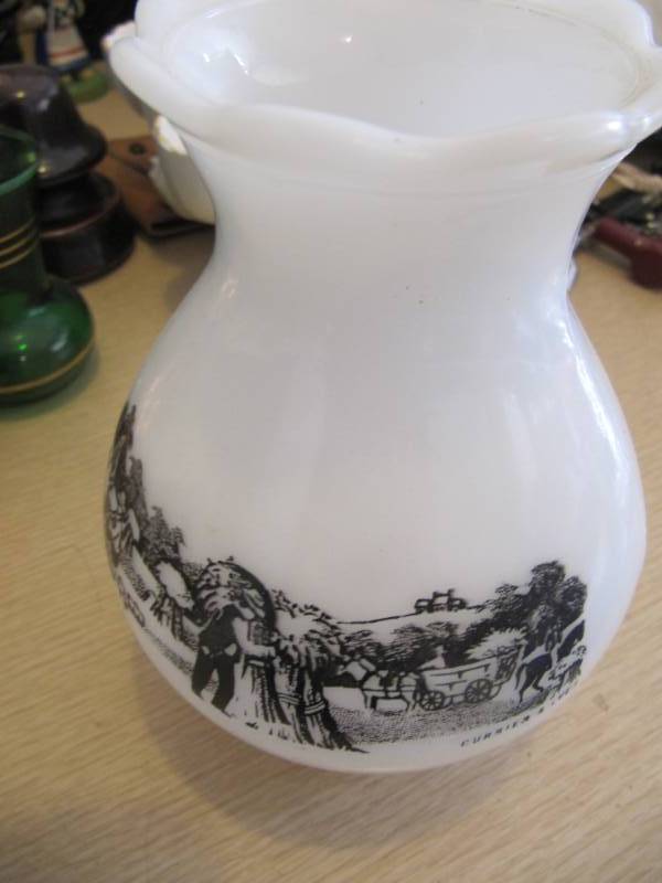 lot 344 image: Currier and Ives milkglass lamp share about 8 tall