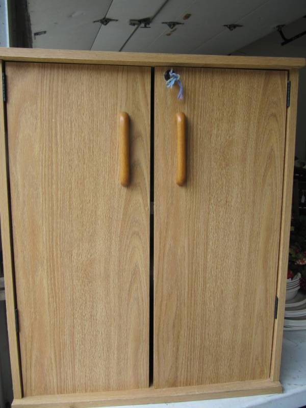 lot 345 image: Cabinet wlock and key shelves and doors for CDs andor DVDS