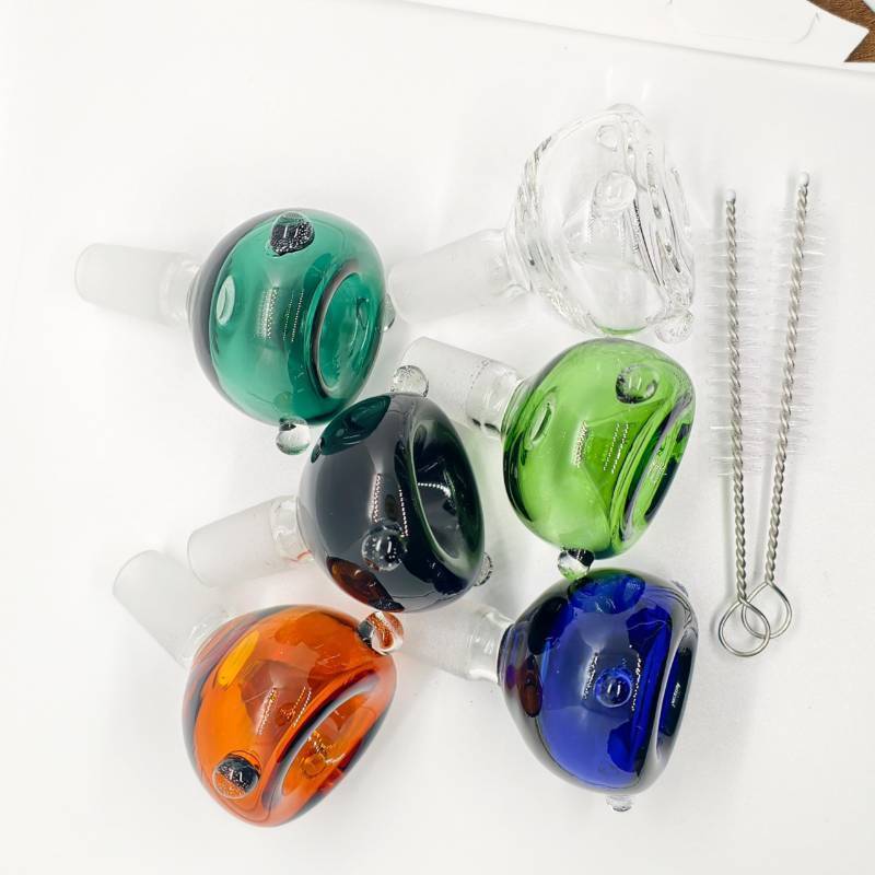 lot 1738 image: 3 Glass Funnels - Multipurpose Clear Glass Funnel for Lab & Bottles