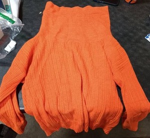 lot 3404 image: Eniloyal Turtleneck Tops for Women Long Sleeve Shirt Fall Fashion 2025 Orange Small