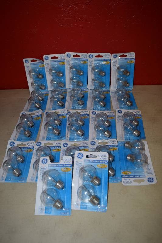 lot 93 image: 22 Packages of 2 GE Crystal Clear Bulbs
