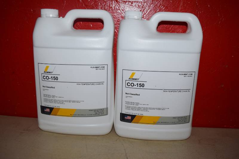 lot 136 image: 2 Gallons Summit CO-150 High Temperature Chain Oil