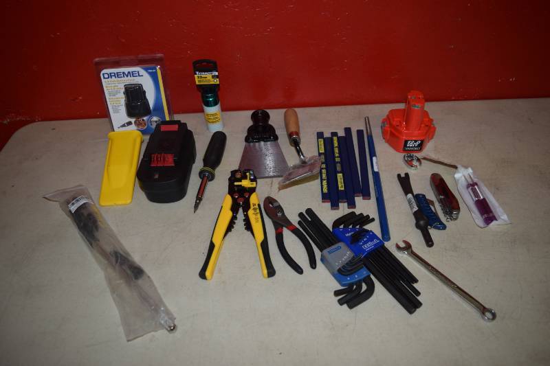 lot 160 image: Tools