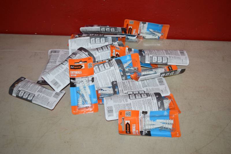 lot 172 image: 24 Packages of 4 EZ Anchor Drywall Anchors