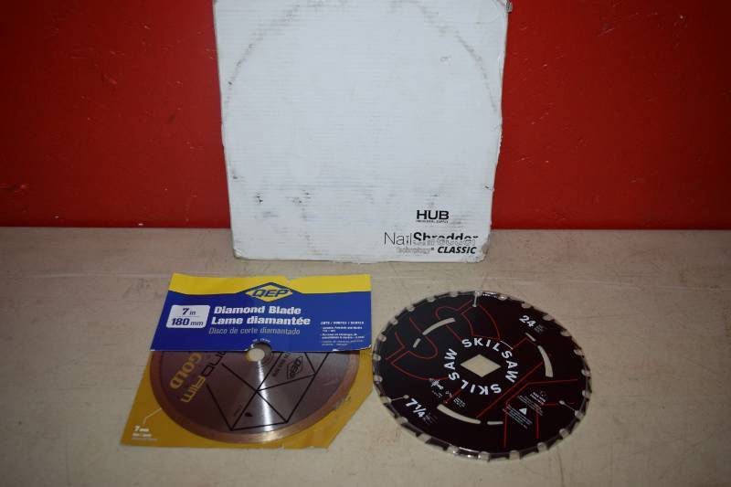 lot 187 image: Saw Blades