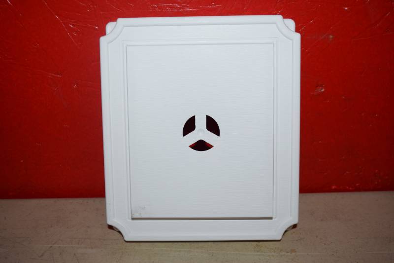 lot 223 image: 10 Pack Mid America Scallop Mount