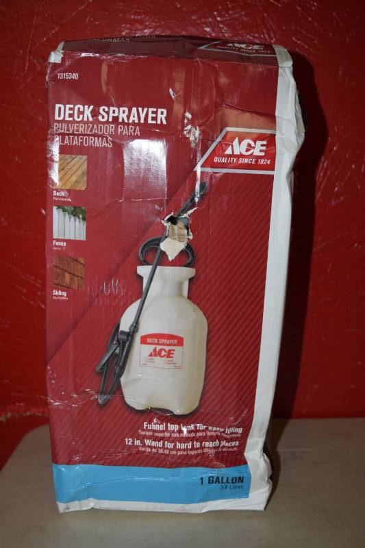 lot 365 image: Ace Deck Sprayer