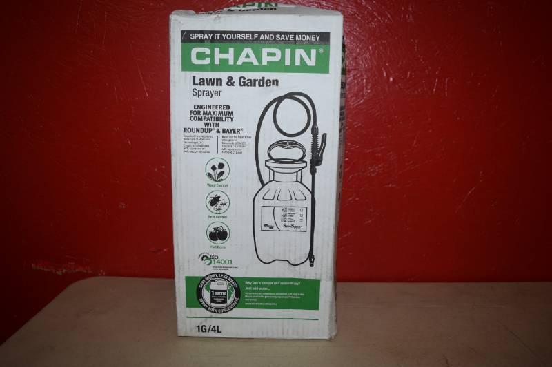 lot 360 image: Chapin Lawn & Garden Sprayer