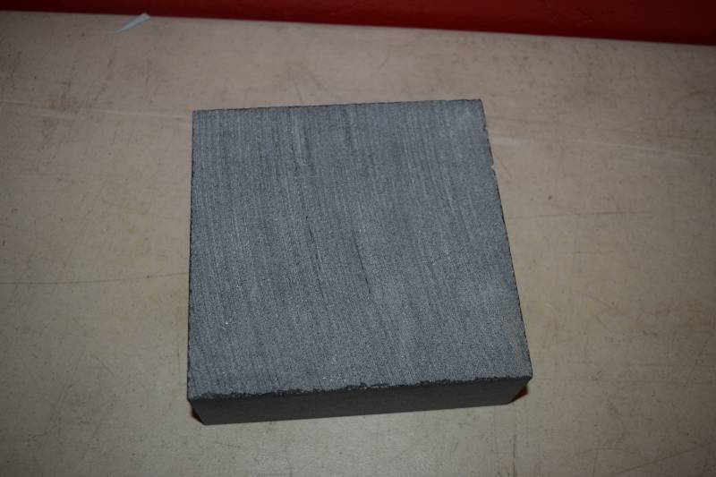 lot 424 image: 4 Sharpening Stones