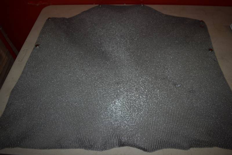 lot 435 image: US Mesh Cut Resistant Apron Stainless