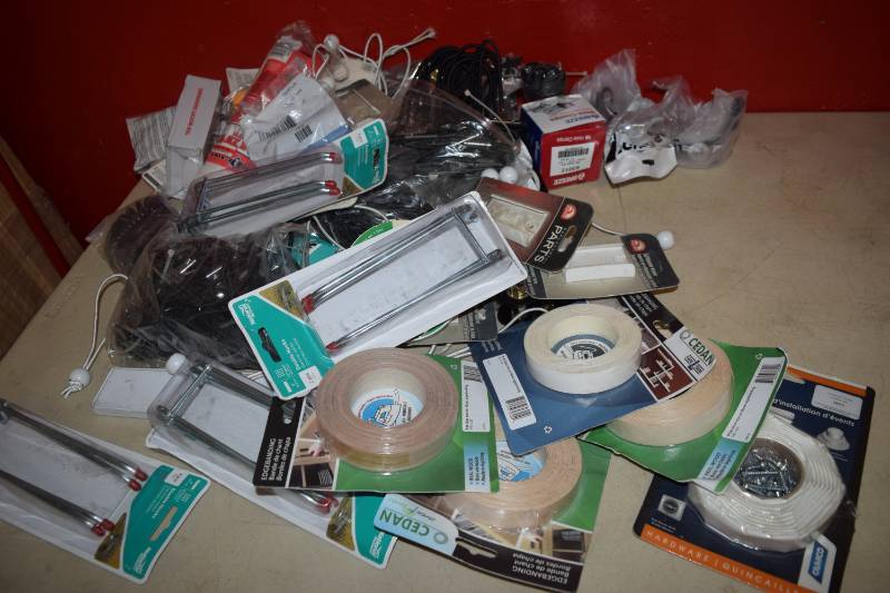 lot 447 image: Hardware