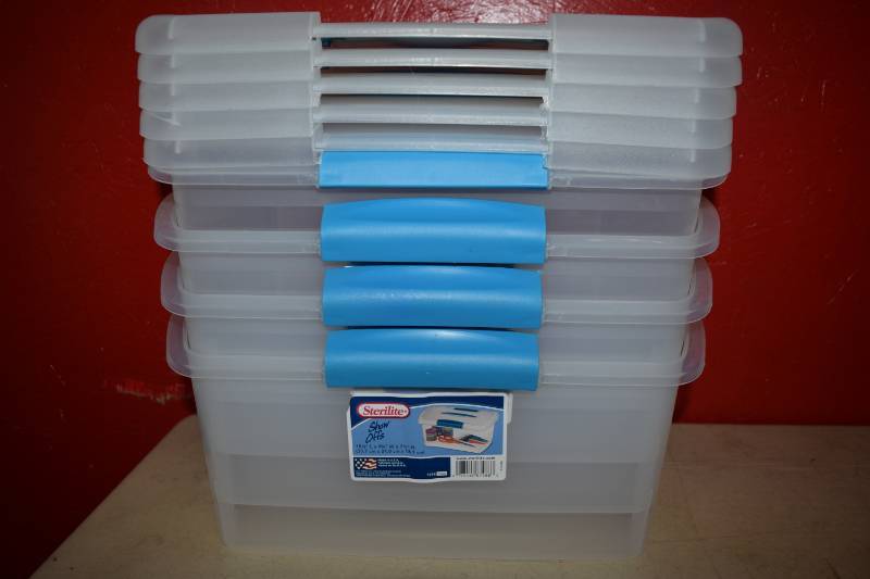 lot 450 image: 4 Sterlite Storage Boxes