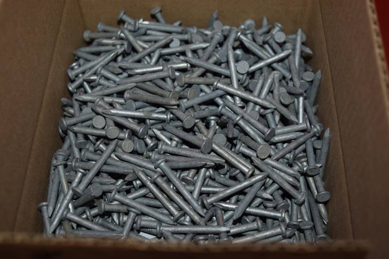 lot 461 image: 15 Pounds Joist Hanger Galvenized Nails