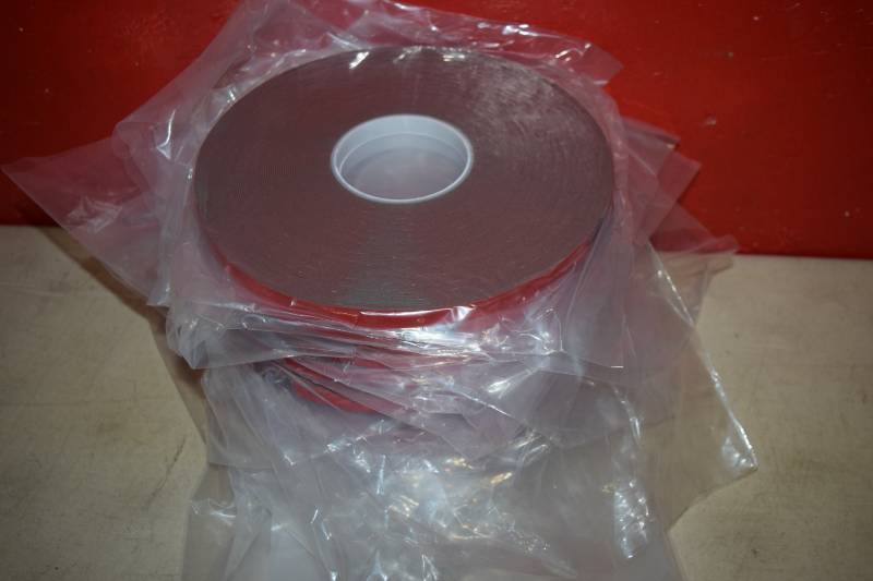 lot 551 image: 14 Rolls Double Sided Tape