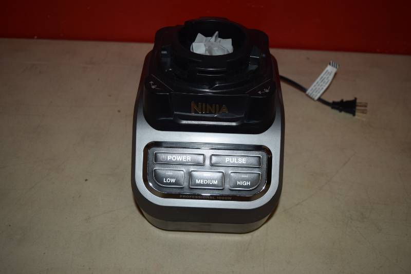 lot 568 image: Ninja BL610 Base Motor