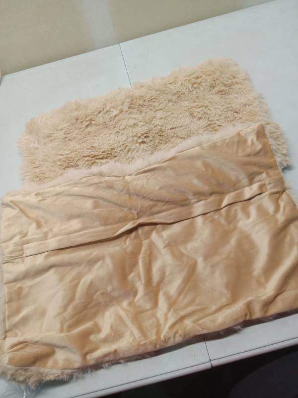 lot 55001 image: Plush Faux Fur Throw Pillow Cover
