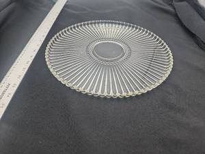 lot 55540 image: Clear Glass Ribbed Serving Platter