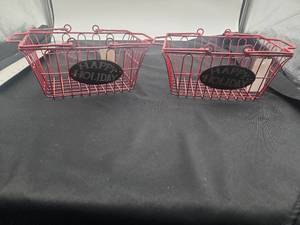 lot 66714 image: Red Wire Happy Holiday Decorative Storage Basket - Retail $10