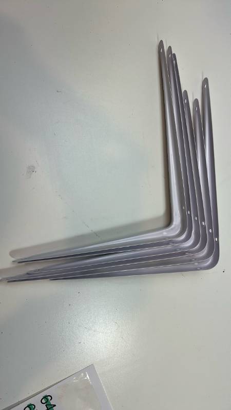 lot 62 image: Metal L-Brackets Shelf Support 6 Set
